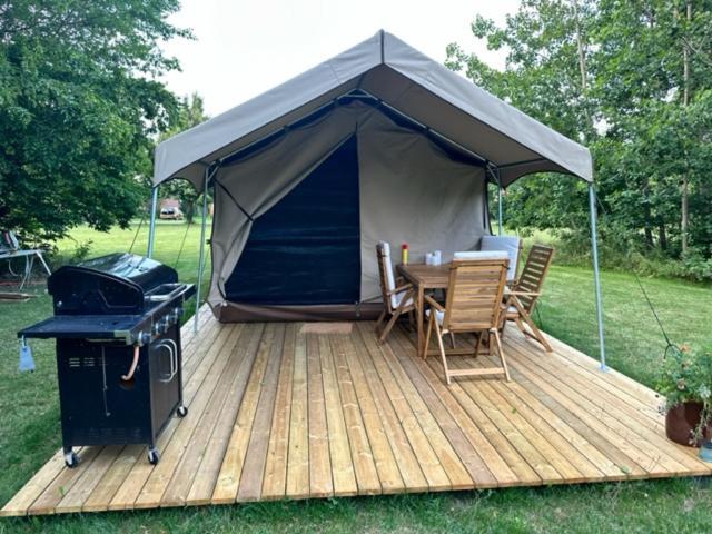 Lango Feriecenter - Outdoor Lodge Nakskov Extérieur photo